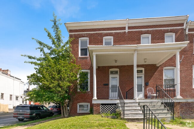 Building Photo - 700 E 36th St Rental