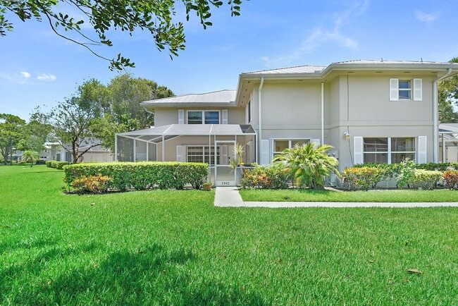 Photo - 2442 SW Danbury Ln