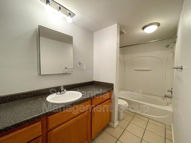 Photo - 1428 NW 27th St