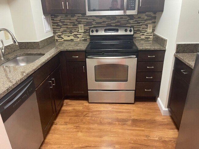 Photo - COPLEY SQ NEAR NU AND BERKLEE, LUX 3 bed ...