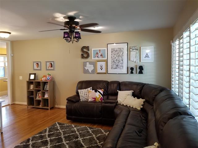 Photo - 10454 Lanshire Dr