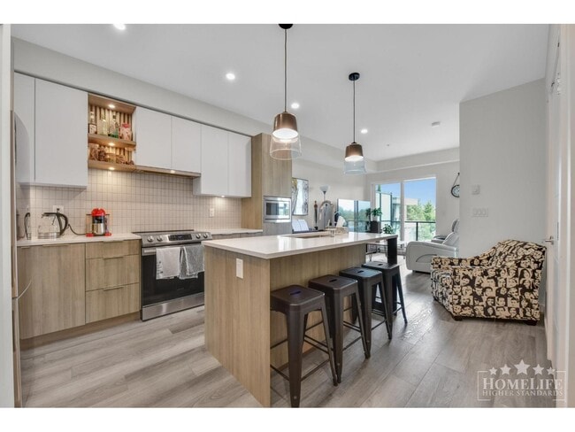 20695 Eastleigh Crescent Unit 511