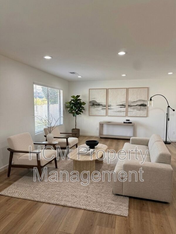 Photo - 23709 Maidstone Pl