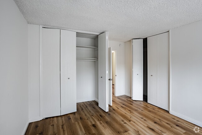 1HAB, 1BA - 8110 Redlands St