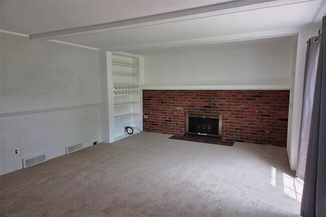 Photo - 515 Hobnail Cir