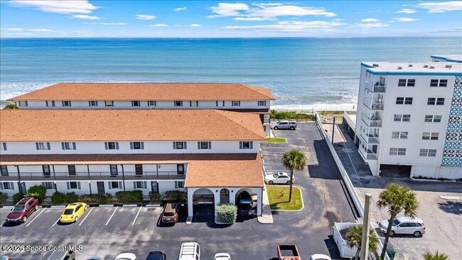 Building Photo - 199 Jimmy Buffett Mem Hwy Unit D204