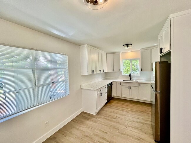 Photo - Newly Renovated 3bed 2bath Home in Skyway  neighborhood in South Seattle