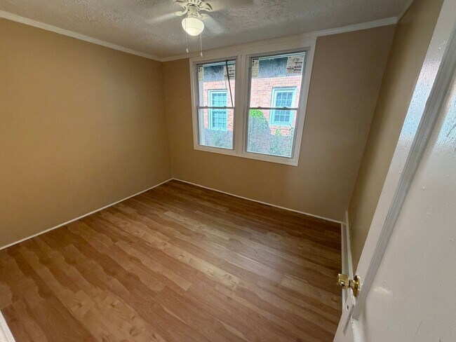 Photo - Charming 3 Bedroom Historic Cottage in Capitol Heights!