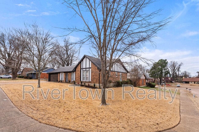 Photo - 4481 Walden Glen Cv