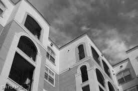 Photo - 202 E South St Unit 1043