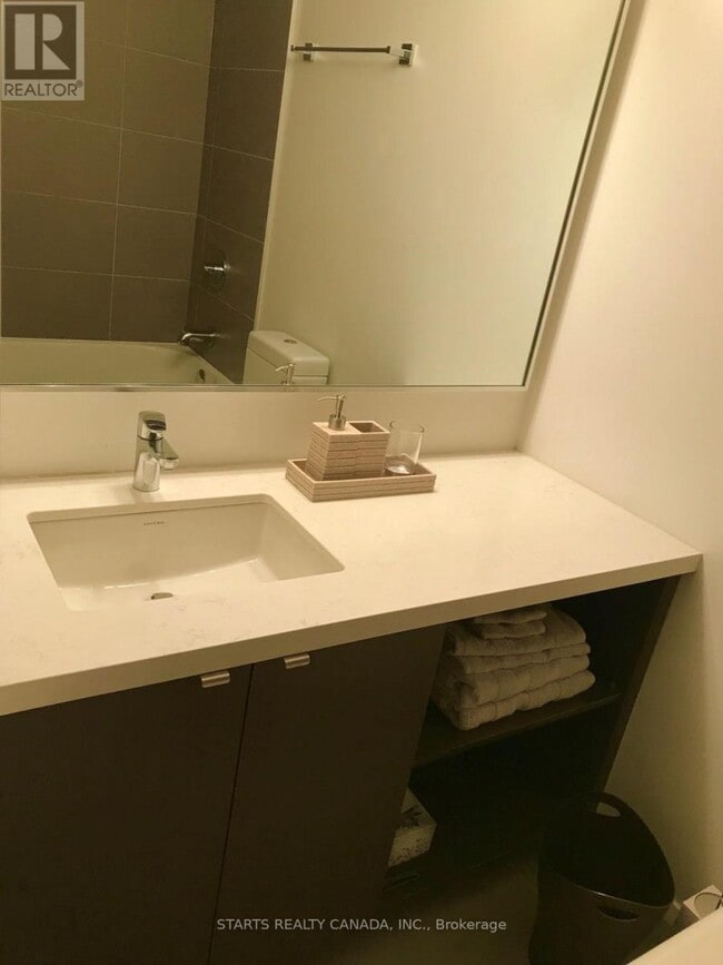 Photo - 155 Yorkville Ave Unit 2615