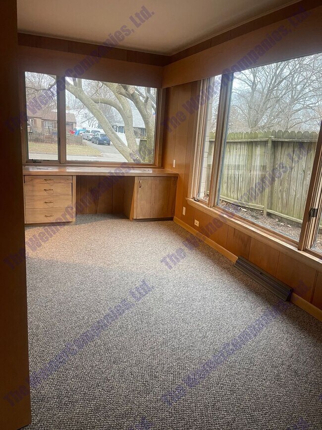 Photo - 3 Bed/2 Bath Home Available for Sublease beginning March 1st!