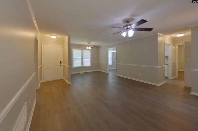 216 Netherland Dr
