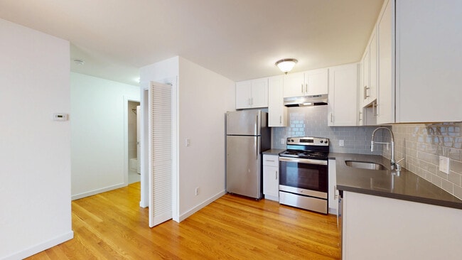 Photo - 759 Green St Unit 2D