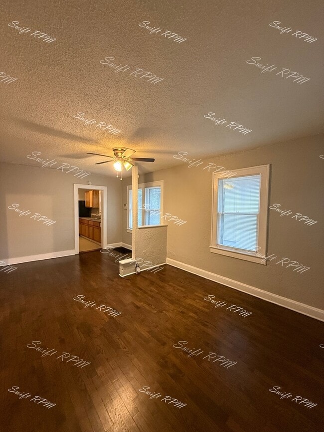 Photo - 6710 Agnes Ave