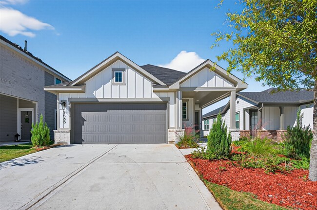 Building Photo - 7535 Magnolia Orchid Ln