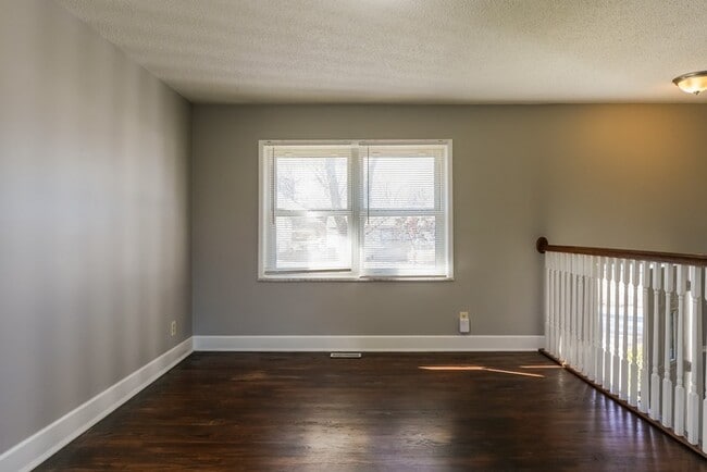 Photo - 913 N Arapaho St