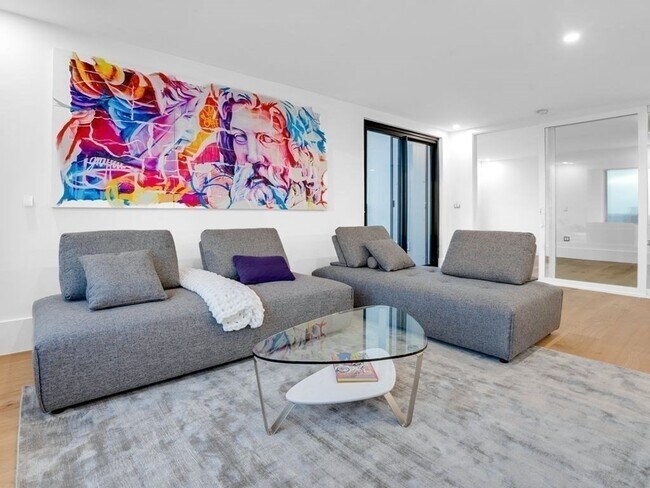 Photo - 65 E India Row Unit Penthouse B