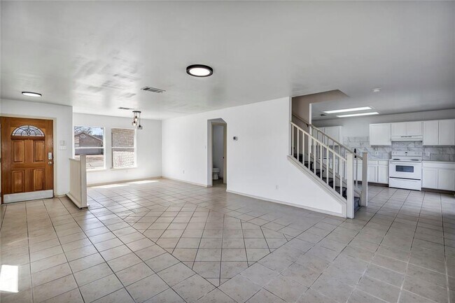 Photo - 2400 Byfield Dr