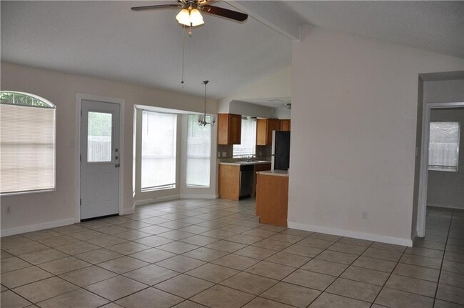 Photo - 1006 Canterfield Ln