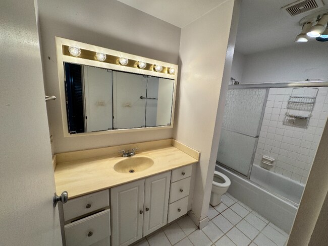 Photo - 6139 Knoll Wood Rd