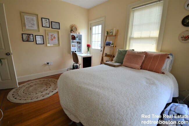 Photo - 74 Brooks St Unidad 2