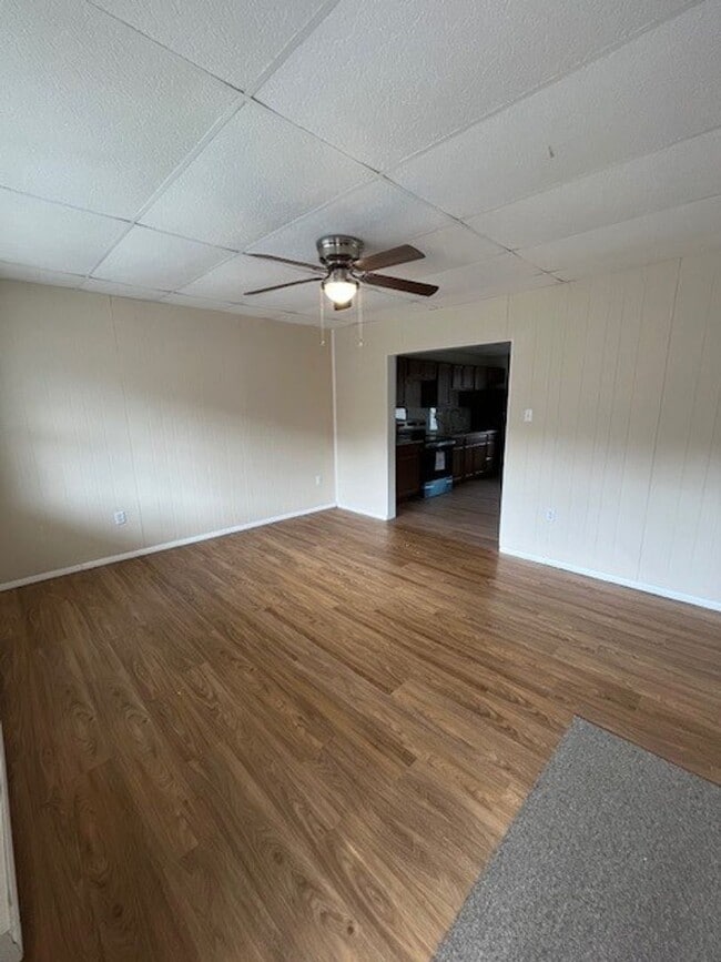 Photo - 3-4 bedroom, 2 bathroom