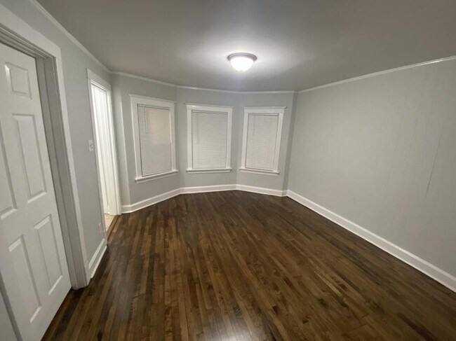 Photo - 2 bedroom in Chicago IL 60618 Unit 1