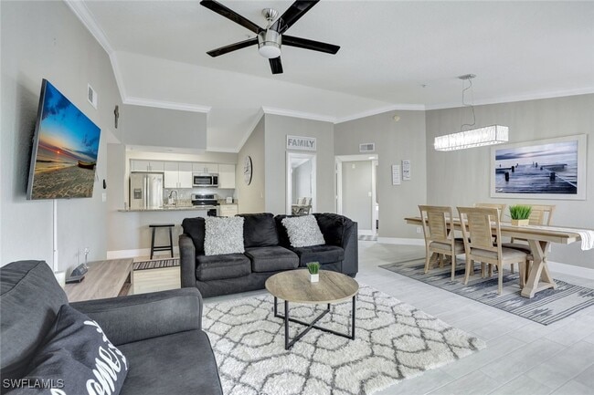 Photo - 4670 St Croix Ln Unit 632