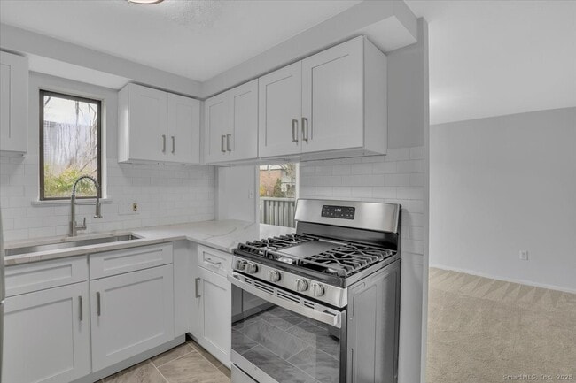 Building Photo - 3 Trolley Crossing Ln Unit 3