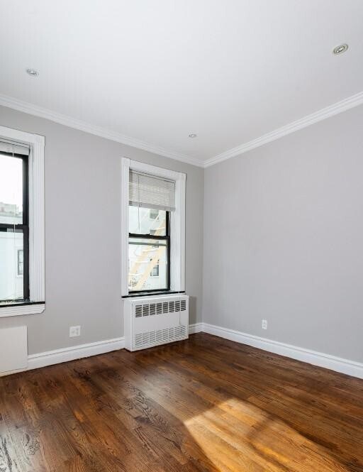 Photo - 213 E 26th St Unidad 4C