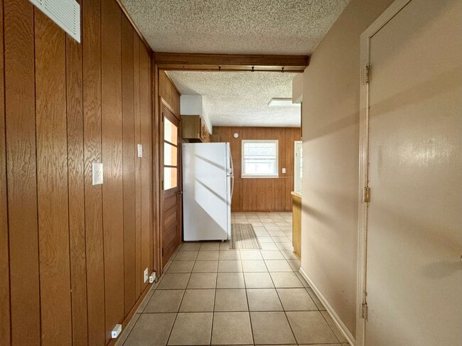 Photo - 1401 E 23rd Ave