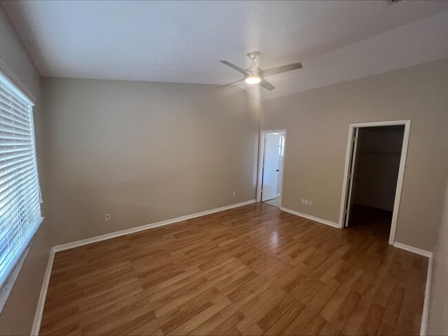 Photo - 5165 Formby Dr