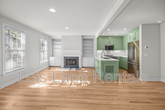 Photo - 12 Elliott St