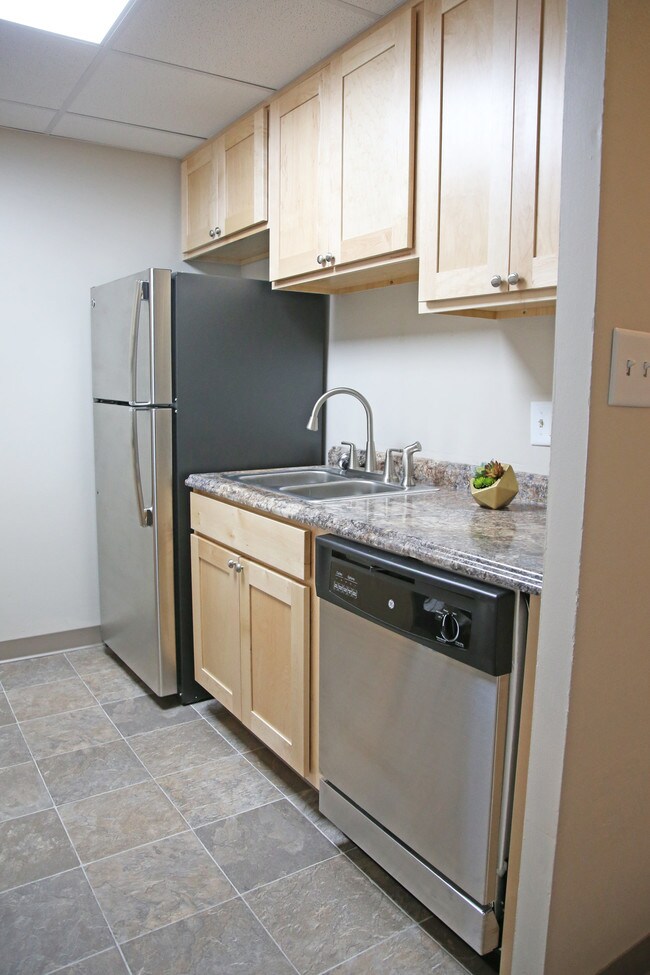 Oakwood Apartments Ames, IA