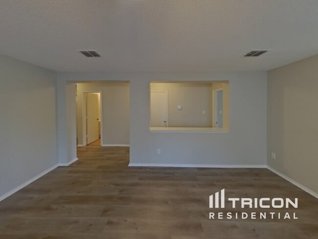 Photo - 7508 Rock Garden Trail