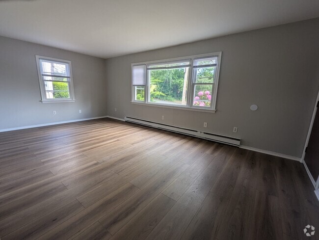Building Photo - 220 Glen Haven Rd Unit D Rental