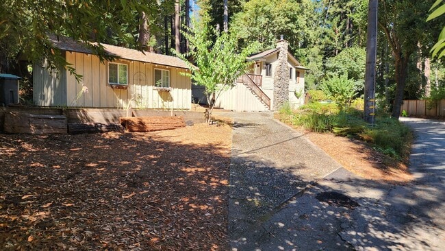 Building Photo - Boulder Creek Cabin Rental