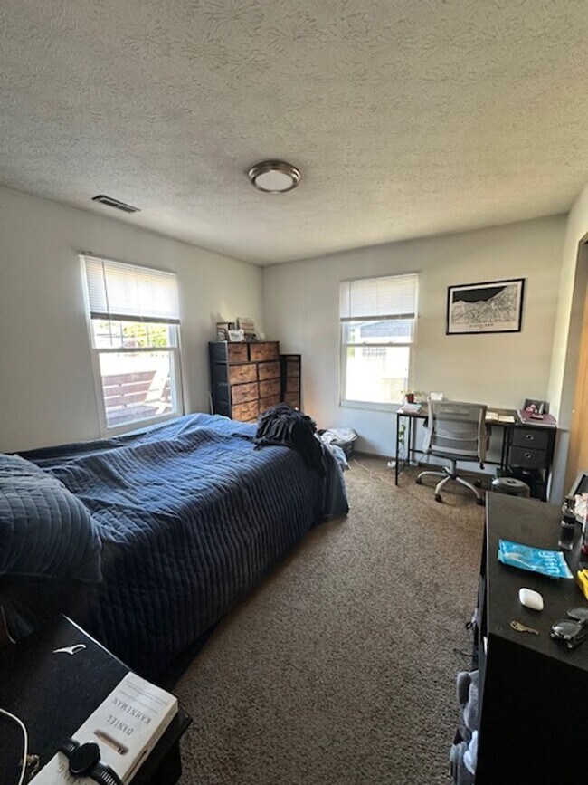 Photo - 322 E 18th Ave Unit 324