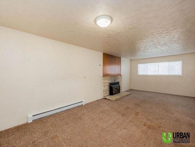 Photo - Spacious 2bed/1bath duplex