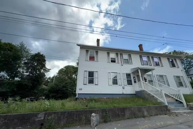 Building Photo - 29 Devlin St Unit 2R