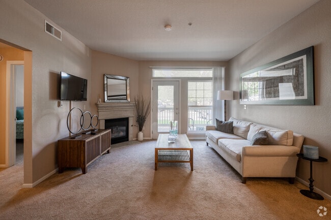 2 BR, 2 BA - 1,069 SF - Fox Ridge