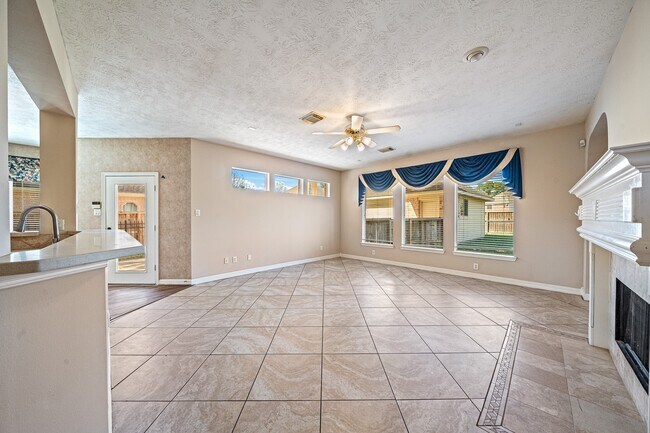 Building Photo - 9306 Lochflora Dr