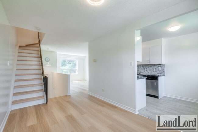 Photo - 2830 Midland Ave Unit TH1