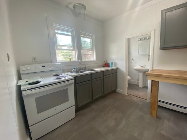 Photo - 55 Davis St Condo Unit 3