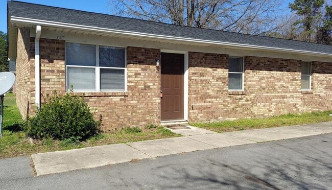 Photo - 727 S Scientific St