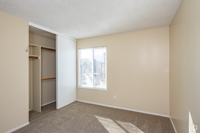 2BR, 2BA - 1,035SF - Second Bedroom
