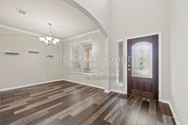 Photo - 1624 Medina Ln