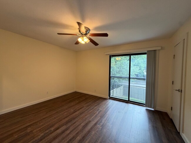 4109 Avondale Ave Unit 209-W