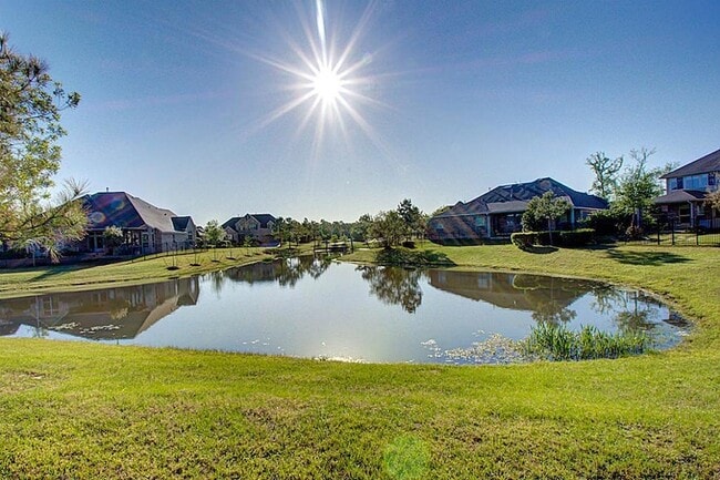 Building Photo - 10 Cayuga Pond Ct Rental